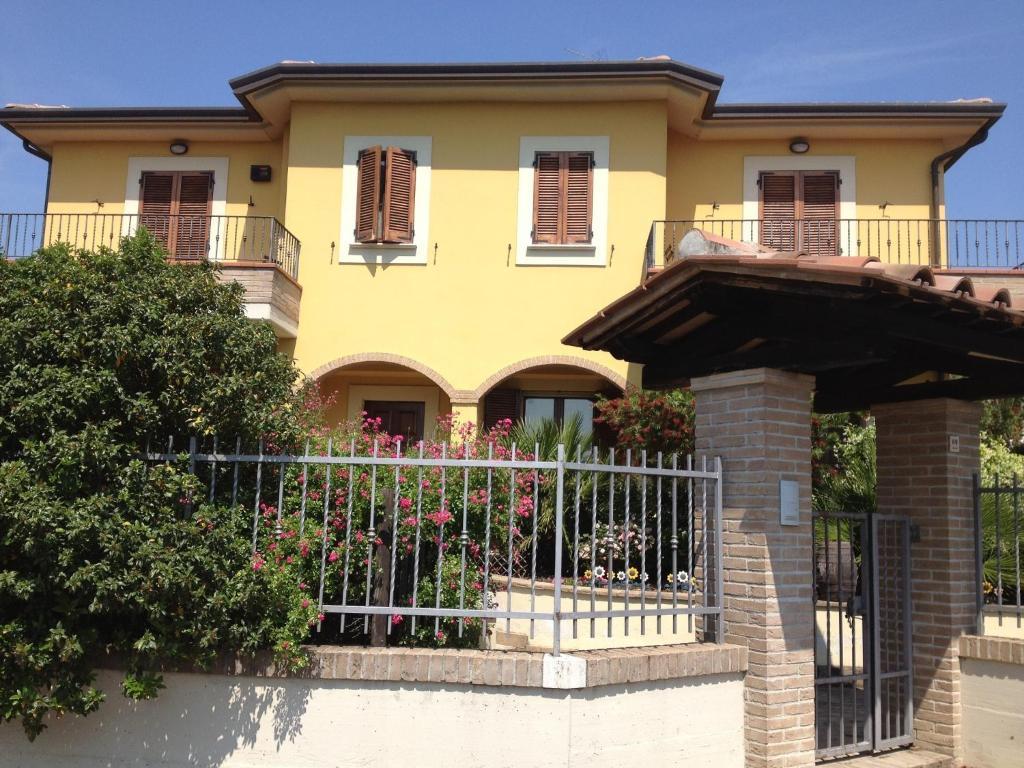 B&B La Capinera Santa Maria Degli Angeli  Luaran gambar
